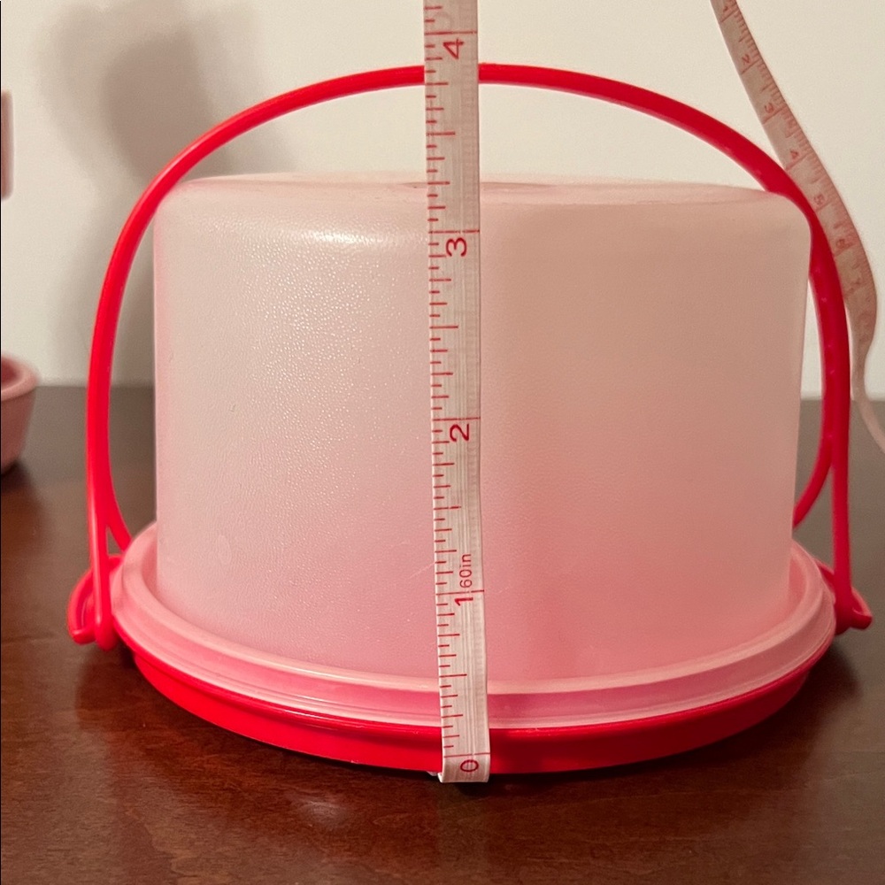 Red Tupperware Storage Containers - Picture 7 of 8